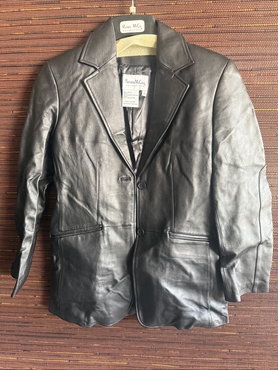 Pamela McCoy Jackets & Blazers - Pamela McCoy Black Leather Blazer Jacket
